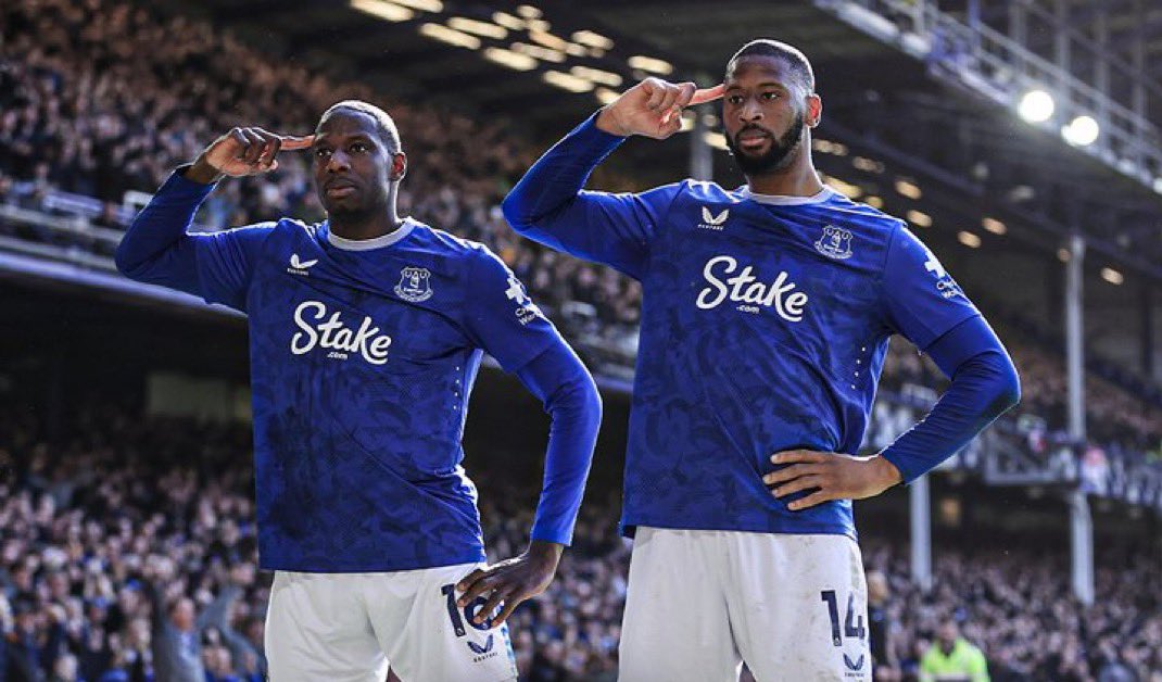 湖北卓尔拼尽全力，客场均分