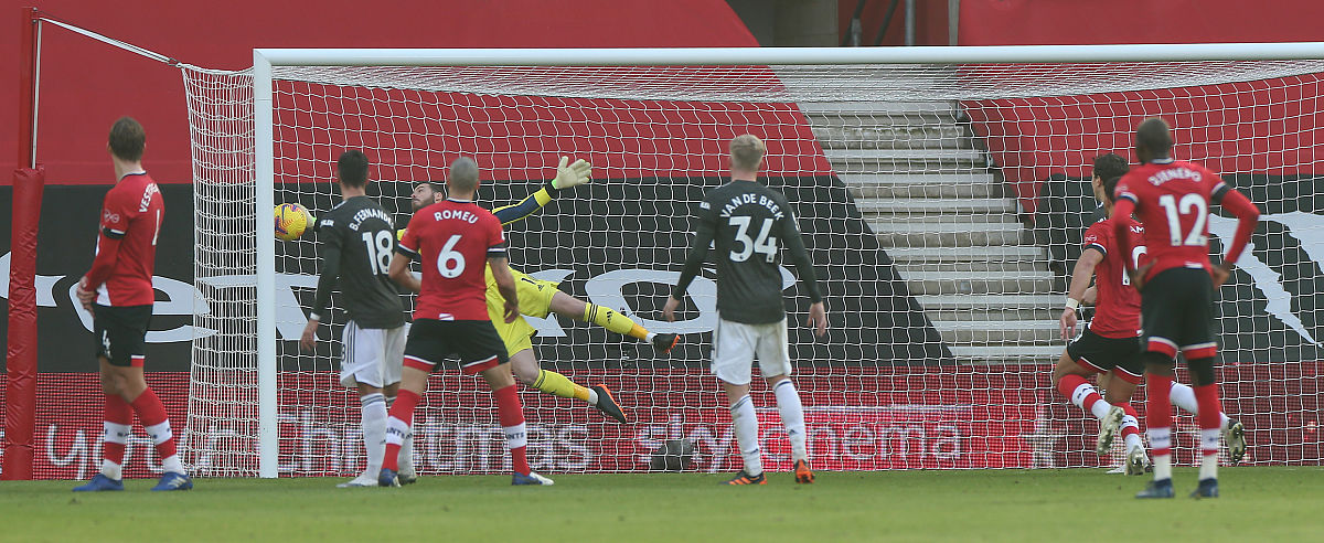 爱游戏-防守反击蓄势待发，攻势如潮的简单介绍