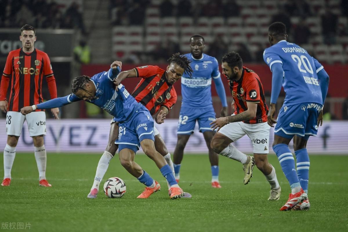 包含斯特拉斯堡主场击败多尔芒斯,保住主场十分的词条 包含斯特拉斯堡主场击败多尔芒斯,保住主场十分的词条