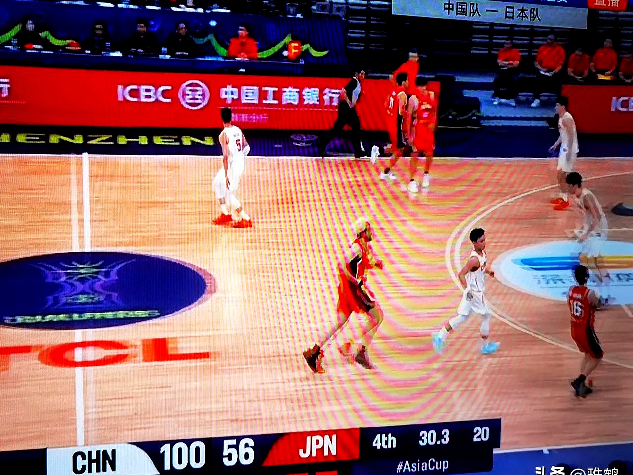 北京男篮大胜,轻松击败对手 北京男篮大胜,轻松击败对手