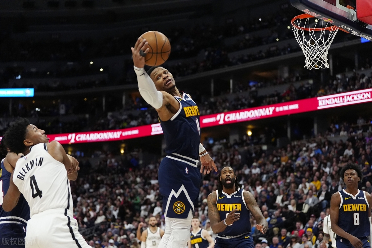 爱游戏在线-凯尔特人豪取五连胜，威少发挥巅峰状态