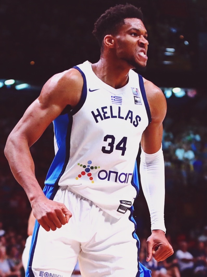 欧洲最佳篮球联赛：希腊兄弟对决
