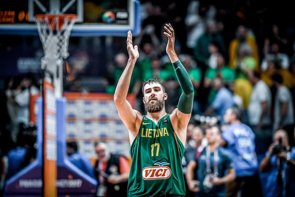 篮球新秀恢复训练状态,备战世界锦标赛 篮球新秀恢复训练状态,备战世界锦标赛