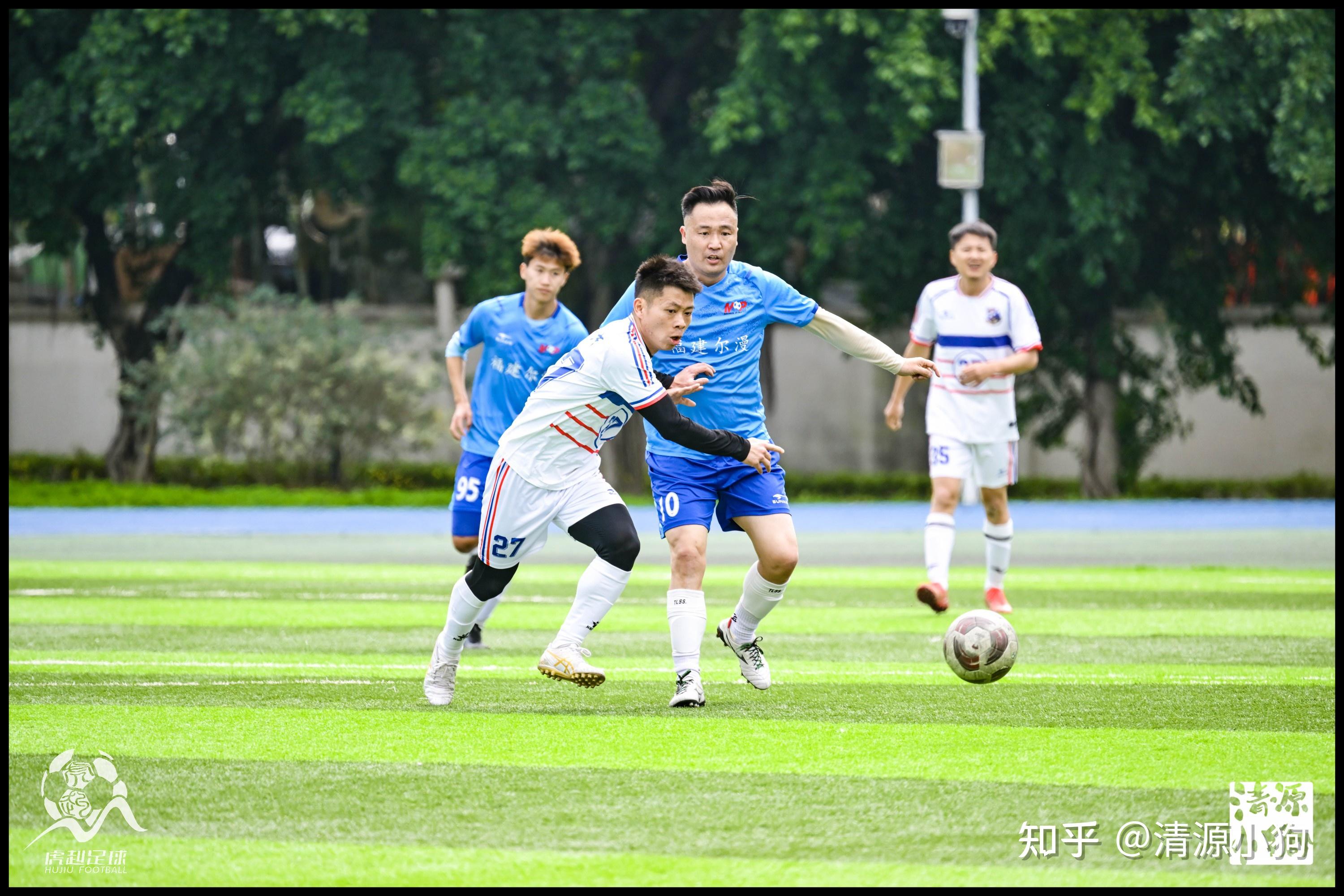 爱游戏在线登录-国内足球联赛充满悬念，球场气氛热烈