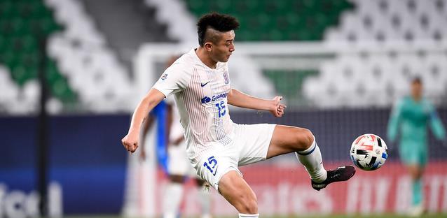 爱游戏登录入口-关于上海绿地申花落背靠背，保留积分榜前列的信息