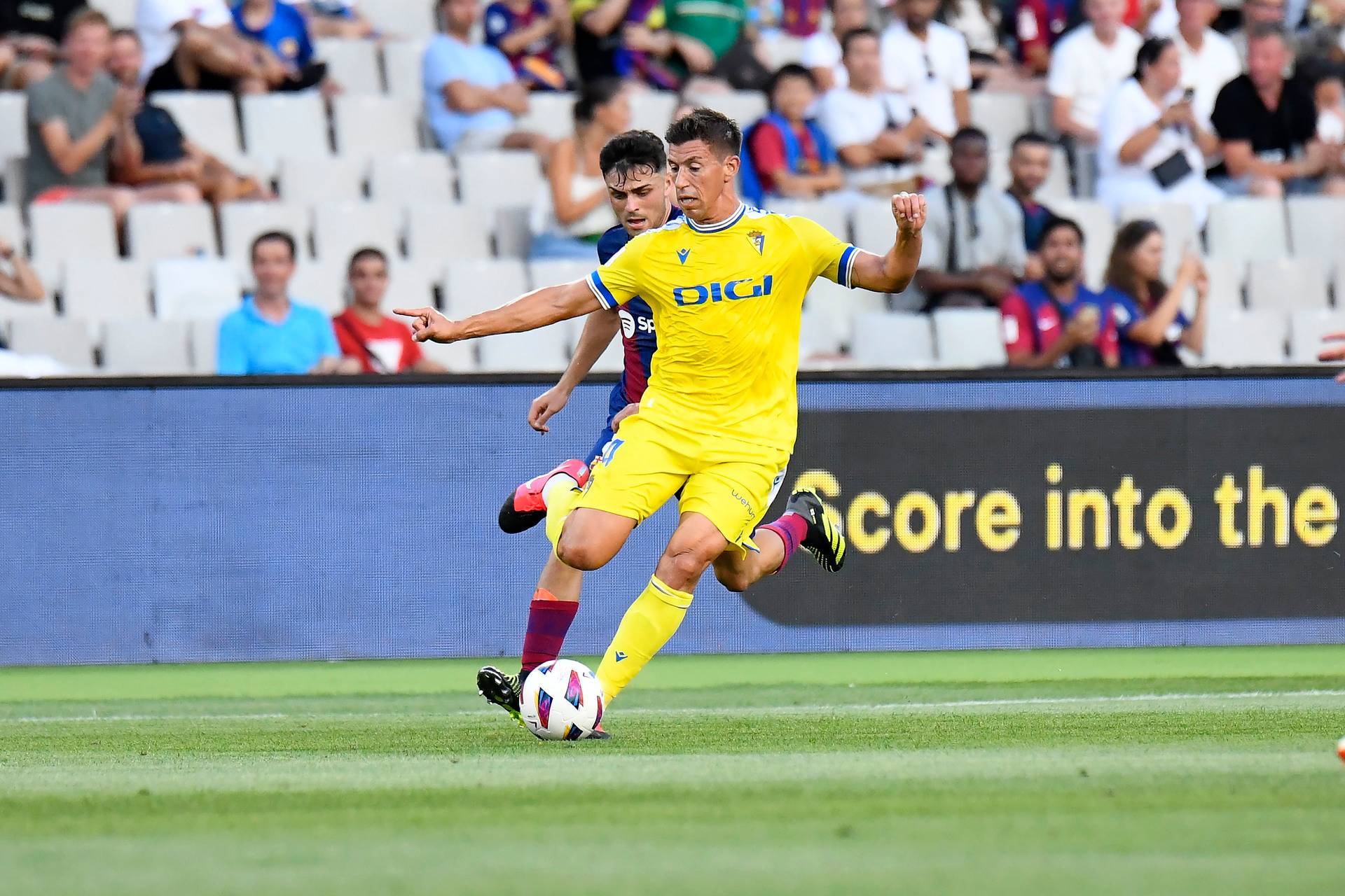 包含瓦伦西亚客场豪取三分,排名逐渐提升的词条 包含瓦伦西亚客场豪取三分,排名逐渐提升的词条