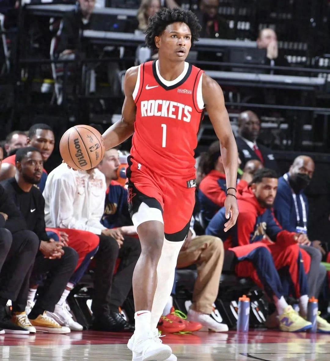 爱游戏官方登录入口-关于里昂客场力克昂热，取得连胜的信息