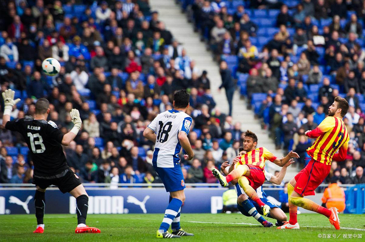 爱游戏网页版登录入口-两支队伍比分胶着，最终点球战决胜