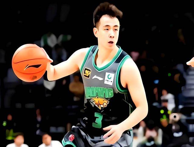 张外龙战队飞速进步，球迷欢欣鼓舞