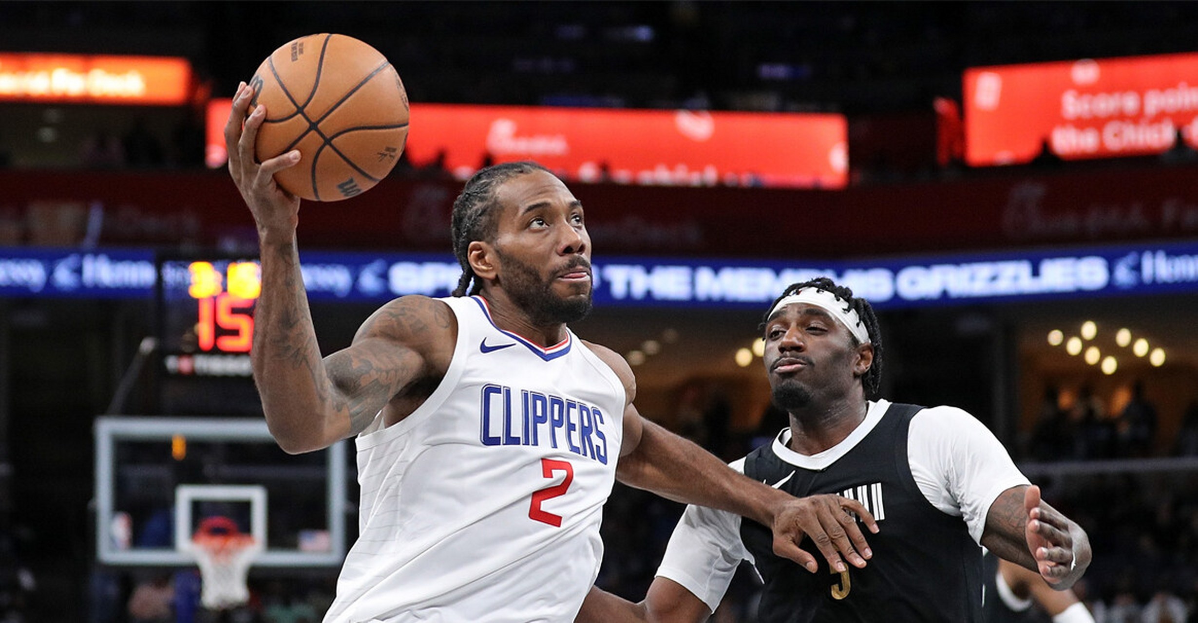 爱游戏网页版入口-包含快船队球员在训练中展现出团队合作和拼搏的态度和精神的词条