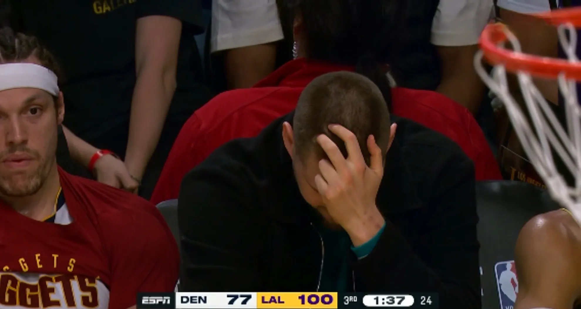 南安普顿客场抢分,终结连败颓势 南安普顿客场抢分,终结连败颓势