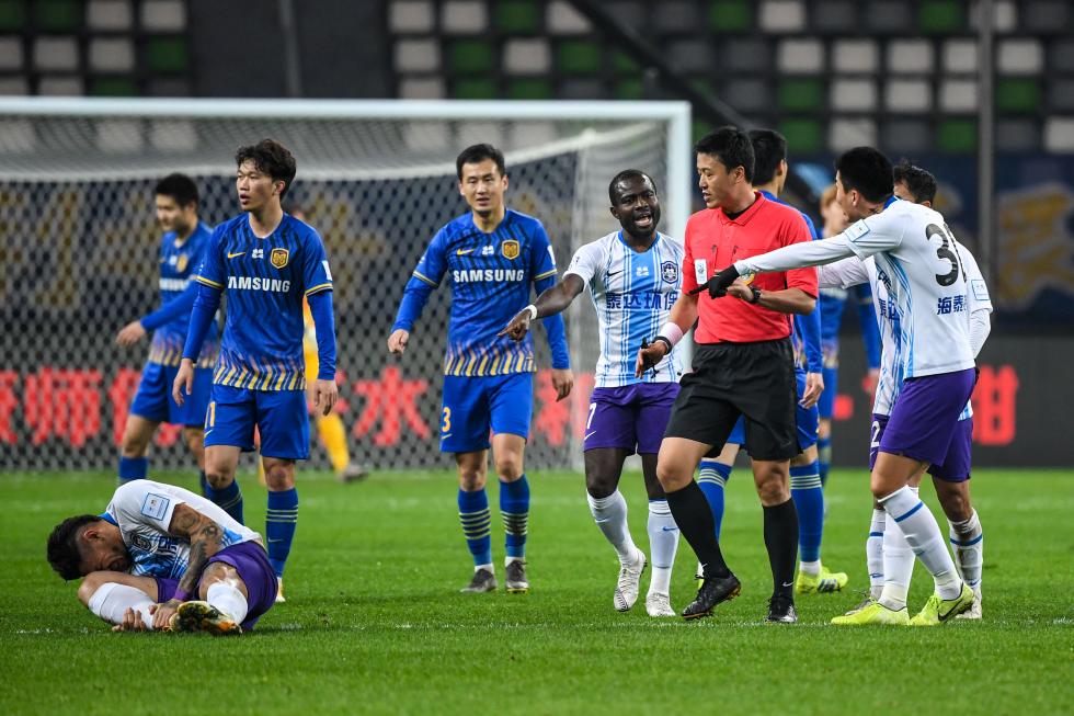 苏宁主场大胜天津泰达，取得宝贵三分