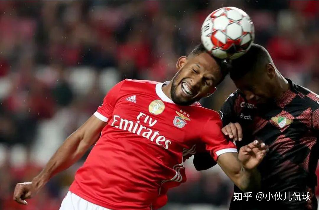 摩纳哥主场大胜,再次坐稳榜首位置 摩纳哥主场大胜,再次坐稳榜首位置