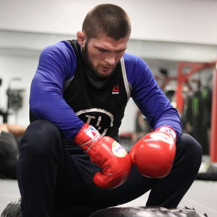 里尔为保持领先位置，加强备战策略的简单介绍