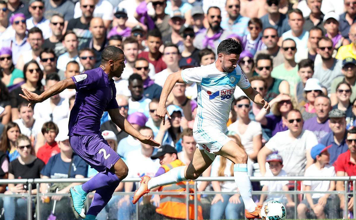 沃尔夫斯堡在客场输球后面临重挫