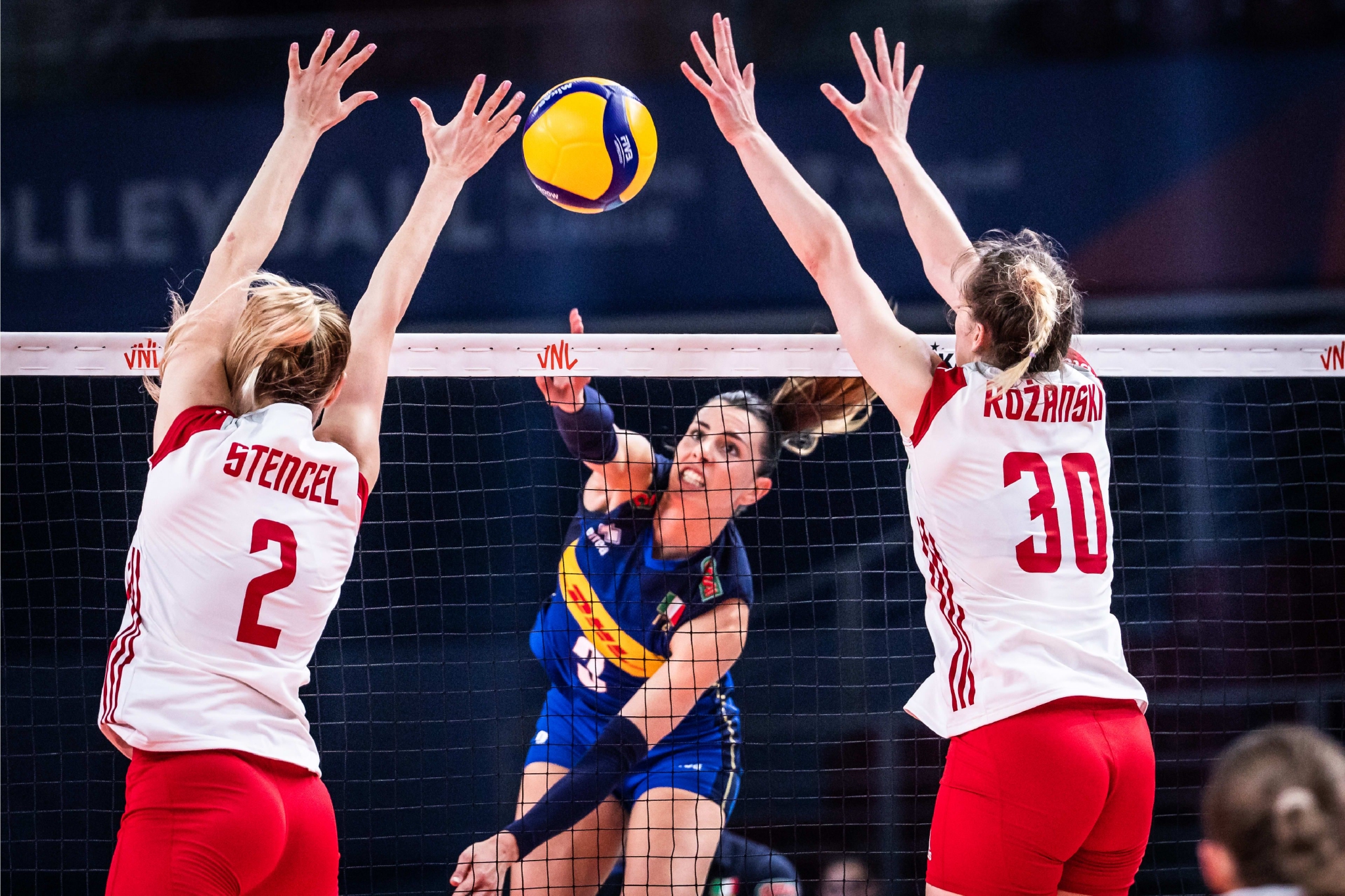 意大利神奇逆转,击败强敌晋级的简单介绍 意大利神奇逆转,击败强敌晋级的简单介绍