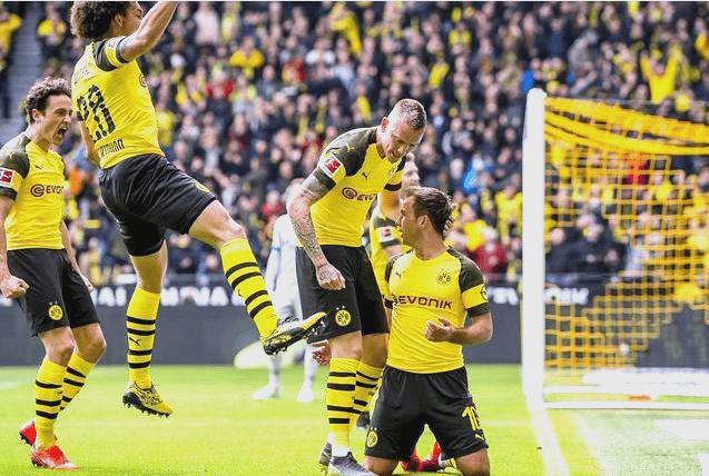 包含多特蒙德取胜在望,球员士气高涨备战决赛的词条 包含多特蒙德取胜在望,球员士气高涨备战决赛的词条