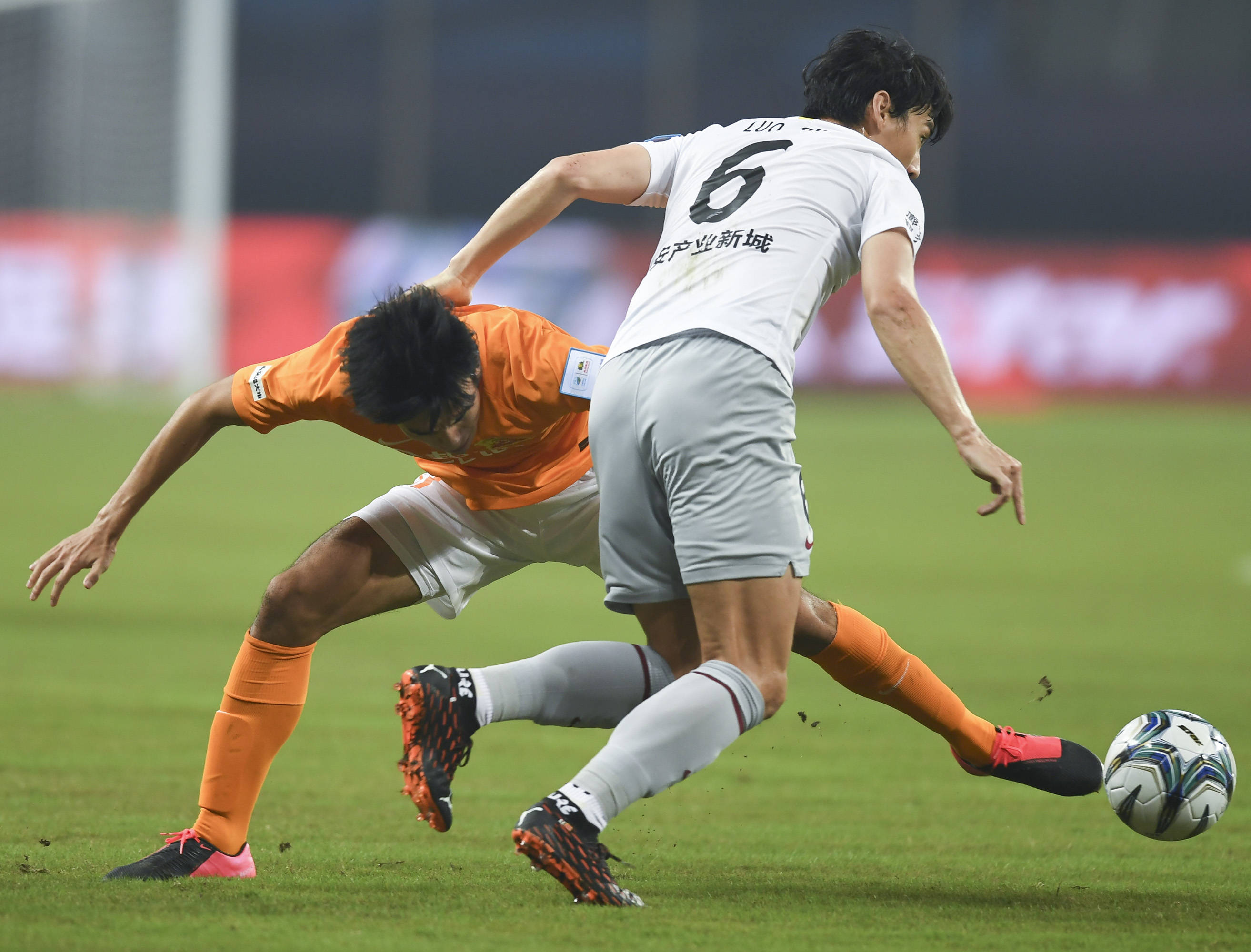 关于河北华夏幸福保持不败,与武汉卓尔交手的信息 关于河北华夏幸福保持不败,与武汉卓尔交手的信息