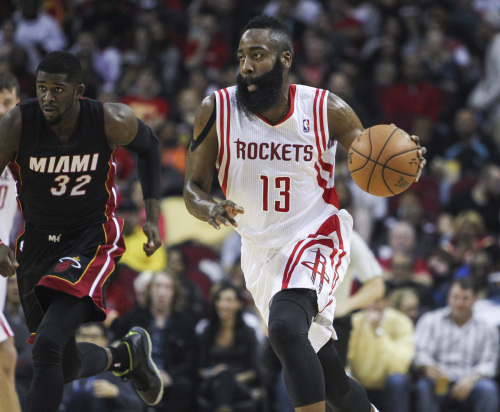 火箭大胜热火继续领跑榜首 火箭大胜热火继续领跑榜首