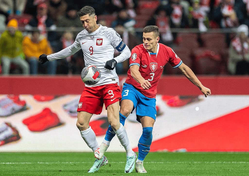 波兰战胜意大利,将与比利时争夺决赛席位 波兰战胜意大利,将与比利时争夺决赛席位