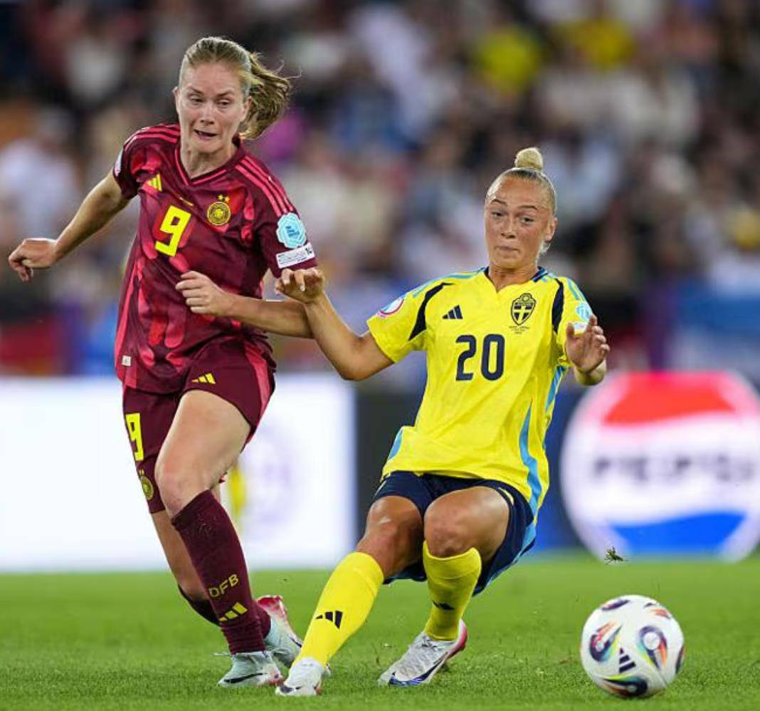 荷兰女足在欧锦赛半决赛中横扫瑞士 荷兰女足在欧锦赛半决赛中横扫瑞士