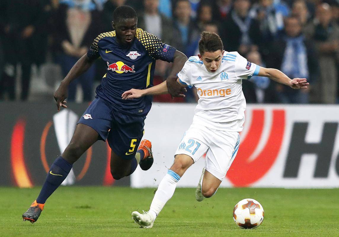 爱游戏在线登录-里尔战胜马赛，法甲劲旅表现出色